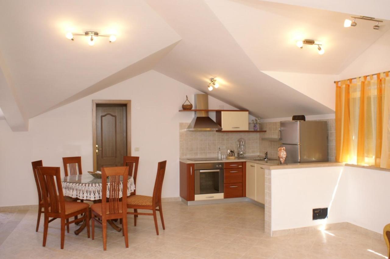 Apartments By The Sea Supetar, Brac - 4274 Exterior foto