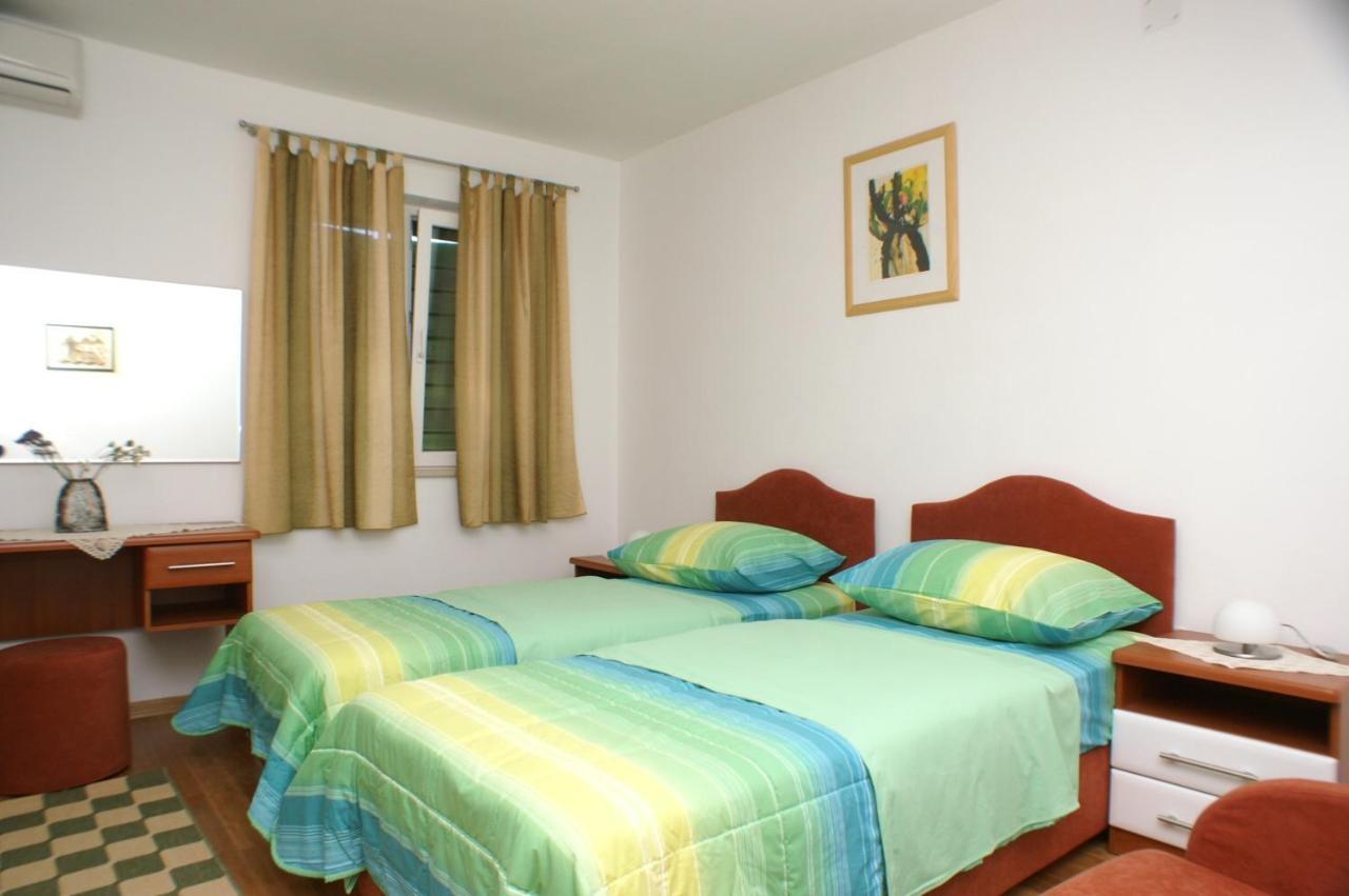 Apartments By The Sea Supetar, Brac - 4274 Exterior foto